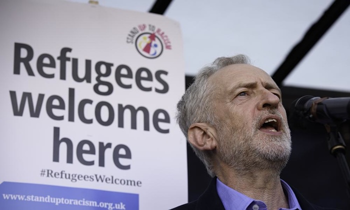 Jeremy is, perhaps a well meaning fool. At all events he is different to Cameron, a liar with an agenda. Cameron pretends to oppose them - for public ... - jeremy_wants_illegals